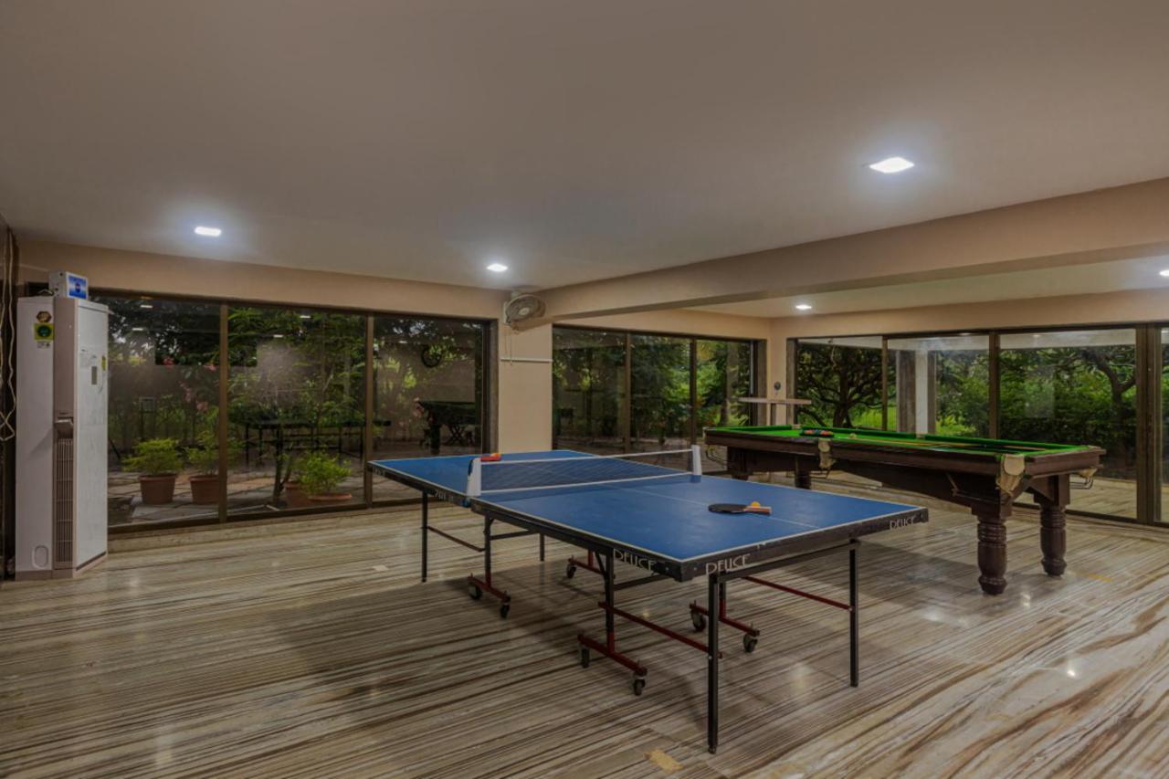 Saffronstays Aura, Alibaug - Luxury Pool Villa With A Game Room And Spacious Lawn อลีบาก ภายนอก รูปภาพ
