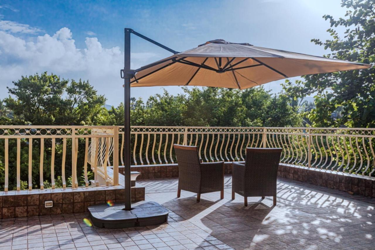 Saffronstays Aura, Alibaug - Luxury Pool Villa With A Game Room And Spacious Lawn อลีบาก ภายนอก รูปภาพ